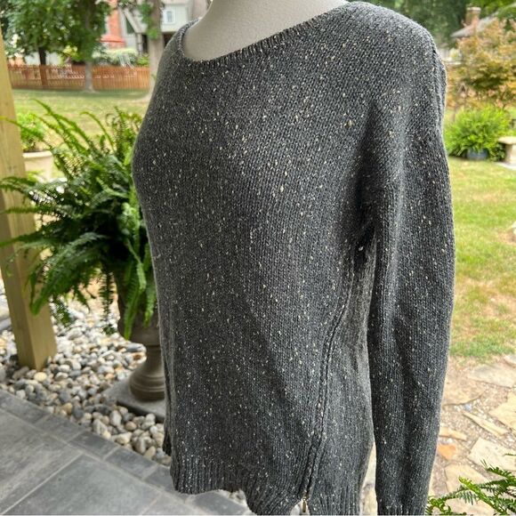 Banana Republic Sweater Oversize Gray Long Sleeved with 14” Zippers size S - Picture 2 of 7